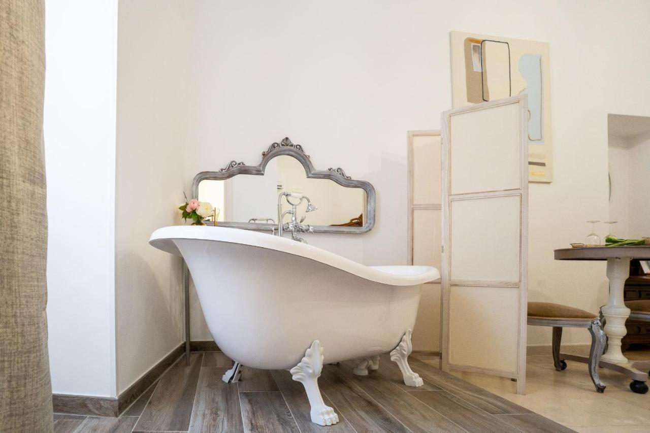 Corte Pietrantica - Charming Rooms & Suites Giovinazzo Dış mekan fotoğraf