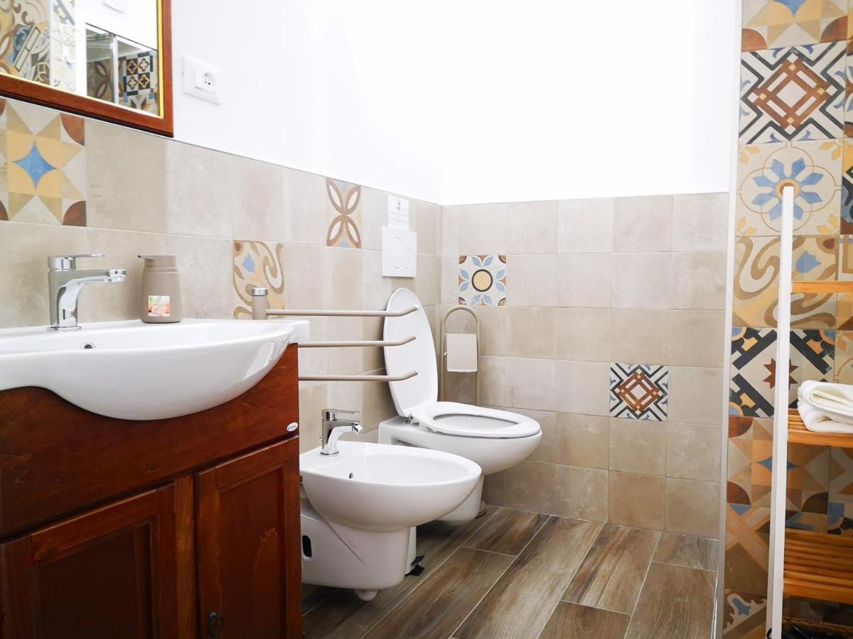 Corte Pietrantica - Charming Rooms & Suites Giovinazzo Dış mekan fotoğraf