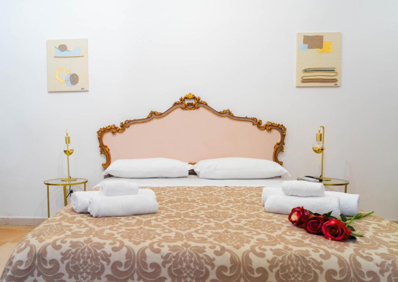 Corte Pietrantica - Charming Rooms & Suites Giovinazzo Dış mekan fotoğraf